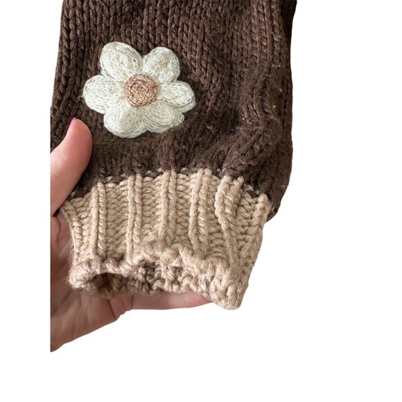 Luna Ivy Sweater Womens Size M Brown Chunky Knit Floral Applique Mock Neck - Picture 6 of 12
